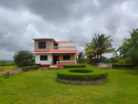 Valley facing Bungalow -Shree Srushti Homestay