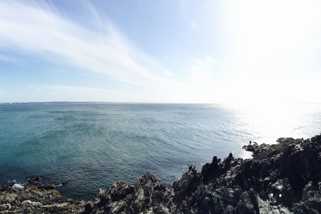 die Atlantikküste im Sommer