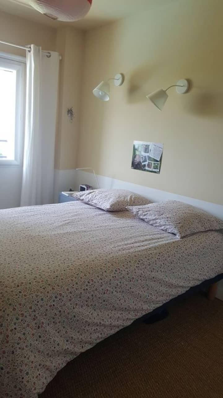 Dhoma e gjumit 2 ambiente në 140