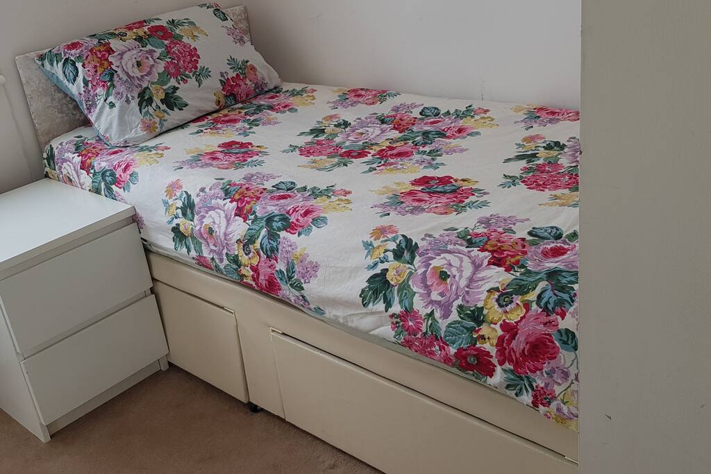 Closer photo of room