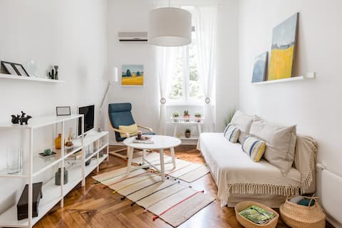 Updated Apartment in a Period Villa with Private Parking