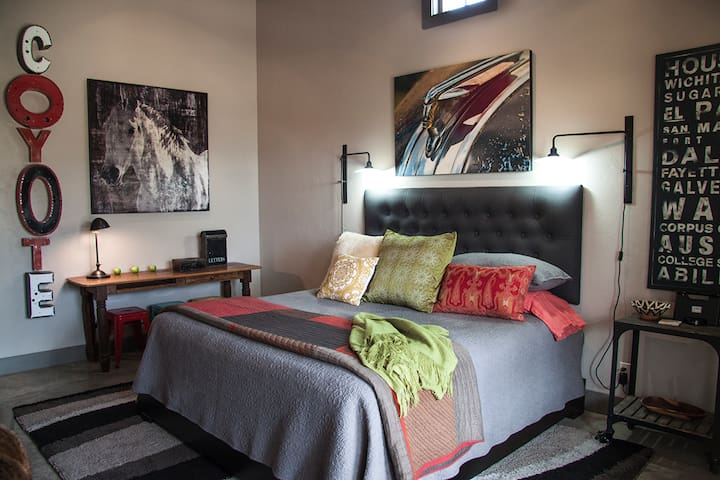 Double Deer Ranch Coyote Romantic Getaway Cabins For Rent In