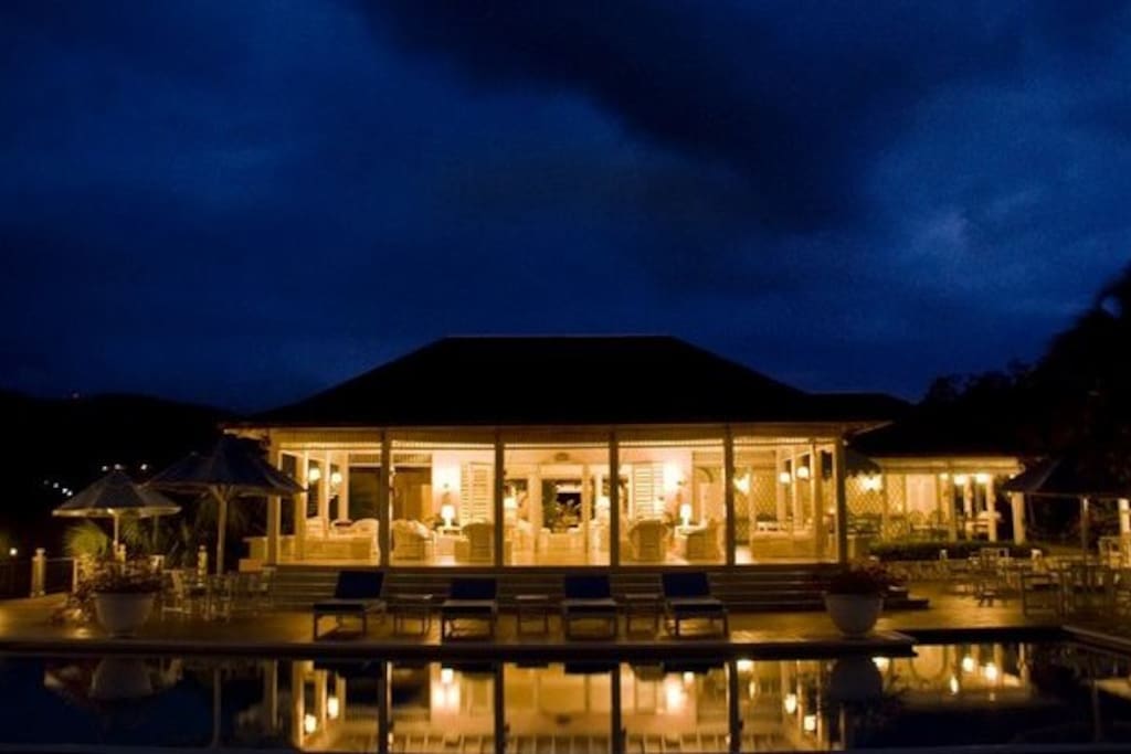 In 2015, a dramatic renovation produced a Premier villa on three private acres of lush landscaped grounds with an incredible view.