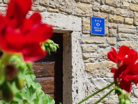 Popular Airbnb listing: Istrian Stone House 3* in Grad Pazin
