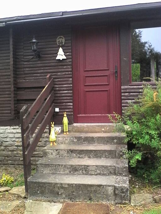 l' entrée du chalet
