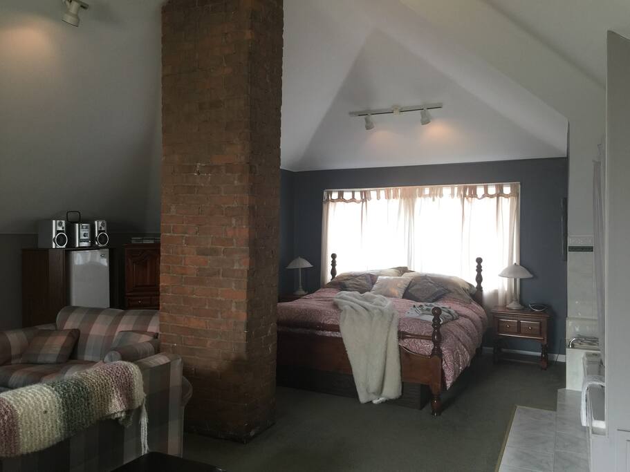 Samantha's Suite