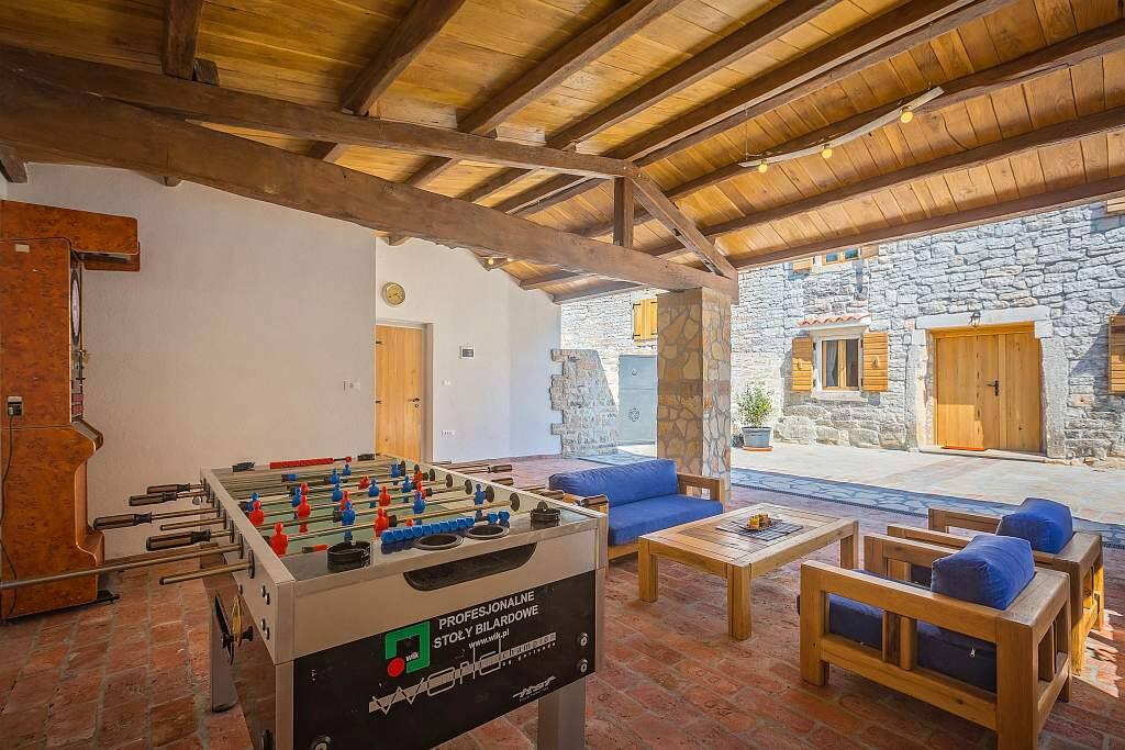 Outdoor "living room"