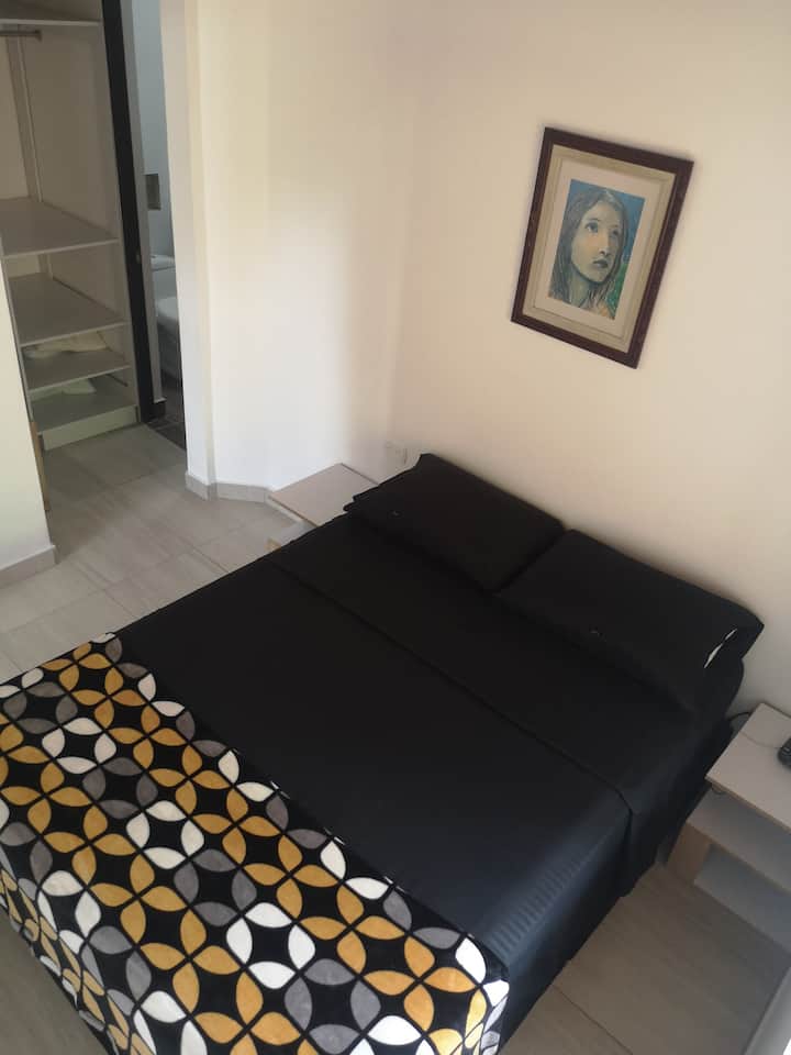 Dhomë gjumi 1