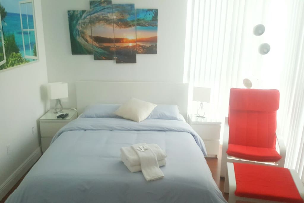 Comfortable queen size bed.
