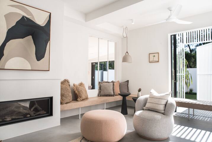 Noa by the Beach – Little Cove with Heated Pool gallery image 2