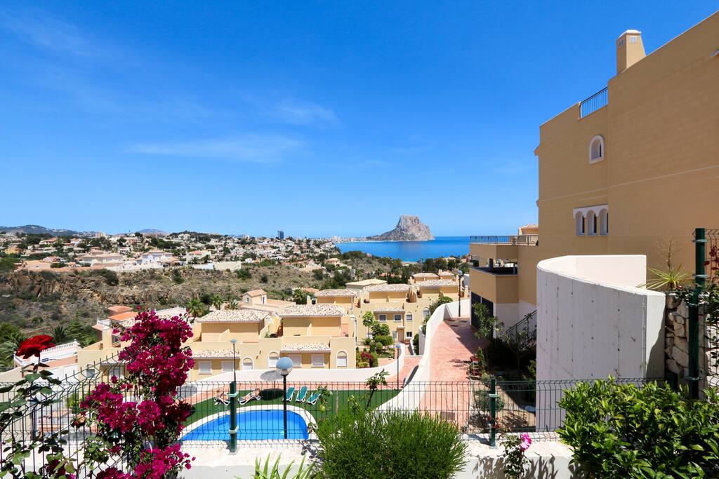 The view to the swimming pool