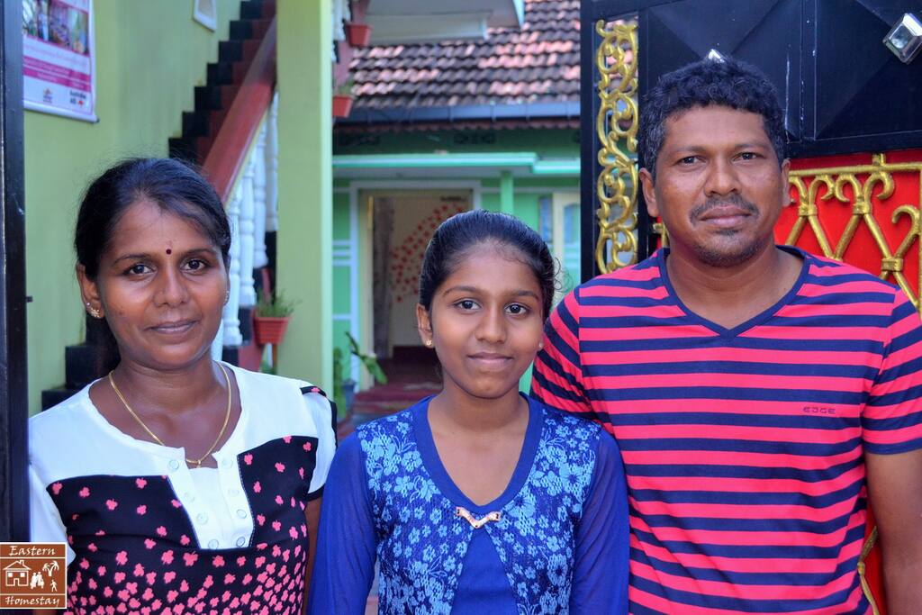 This is your host family... Jothy, the mother, Dilu, the daughter and Rusi, the father!