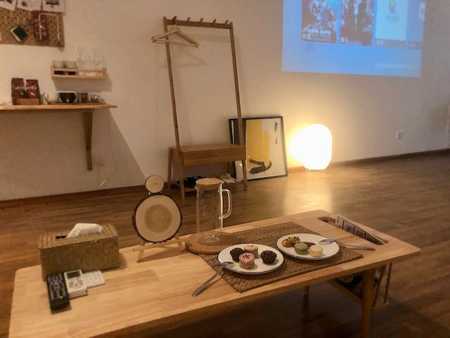 「Grey Ele」每客消毒/日式muji /太古里IFS/临地铁 100寸投影/入住老成都街区