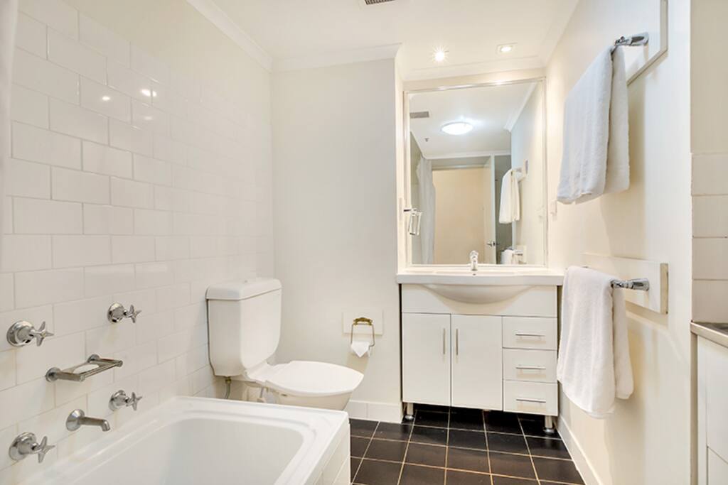 Bathroom also has a washing machine & dryer installed