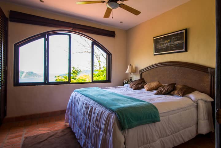 ห้อง 3 ชั้น 2 