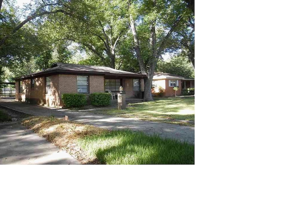 Mature pecan trees make a nice shaded canopy over the house