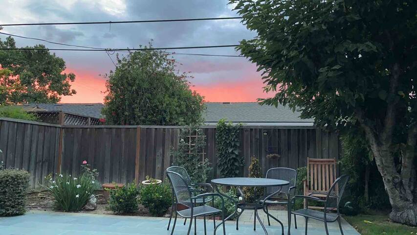 Best 4 BR/2.5 BA House for family reunion wedding gallery image 4