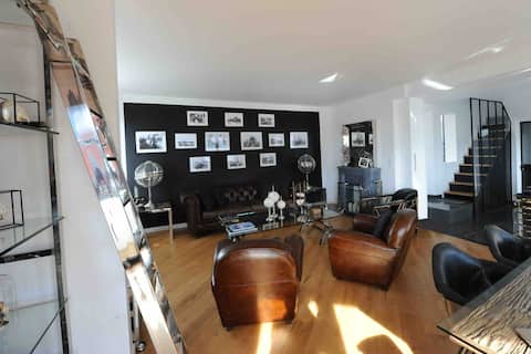 Propriété Airbnb réussie: Beautiful apartment with sea view and close to the city. à Finistère