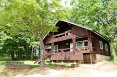 Cabin+in+Niseko+%C2%B7+%E2%98%854.77+%C2%B7+3+bedrooms+%C2%B7+11+beds+%C2%B7+2+baths