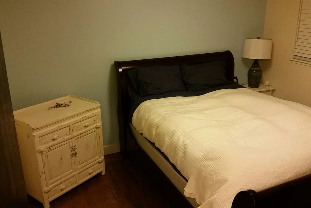 Queen size bed, with a great mattress.
