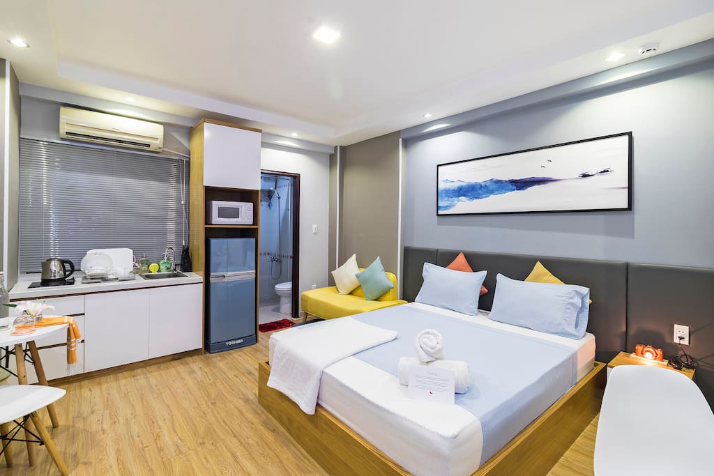 Soft linens on a super comfy bed, you wouldn't want to get up