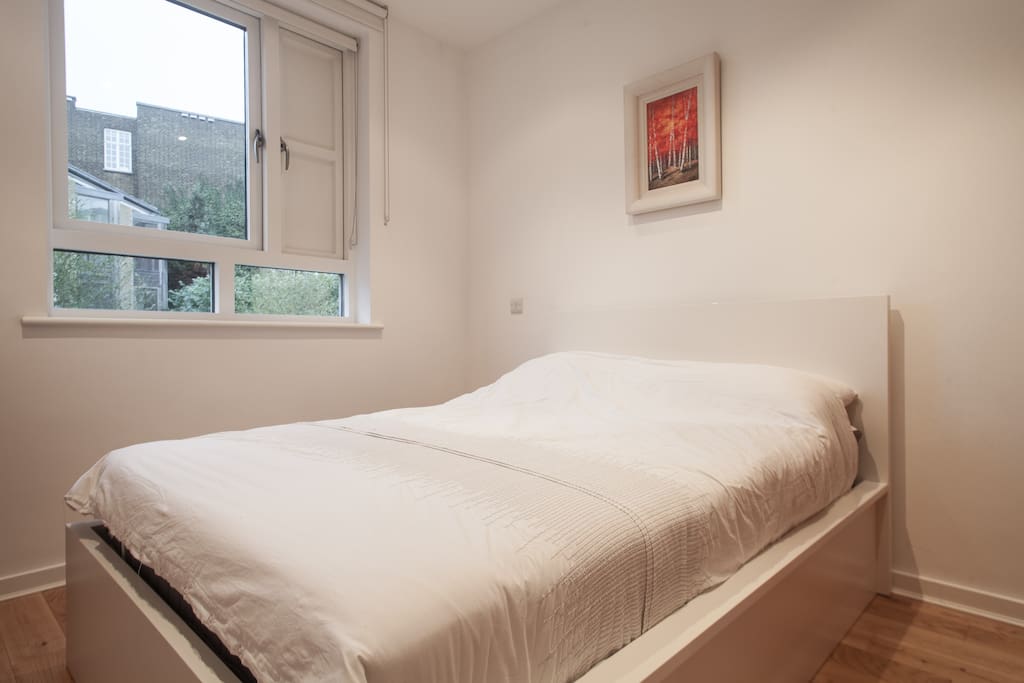 Bedroom without en suite but has a separate bathroom.