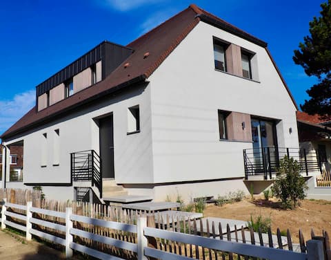 Propriété Airbnb réussie: Prestigious villa with Canche Bay View + parking à Le Touquet Paris Plage