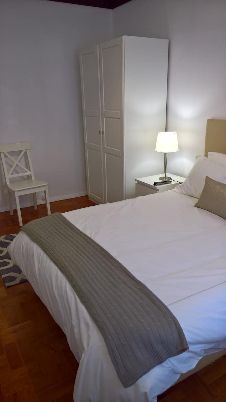 غرفة النوم 2