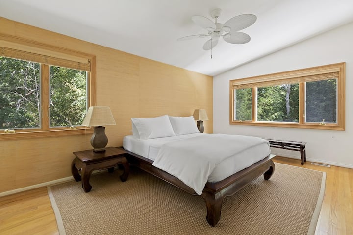 Hlavná spálňa (manželská posteľ)