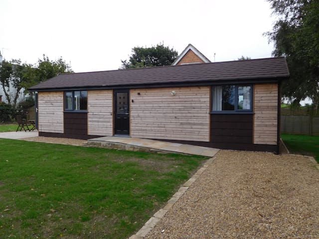 Entick Farm Lodge, Dunswell