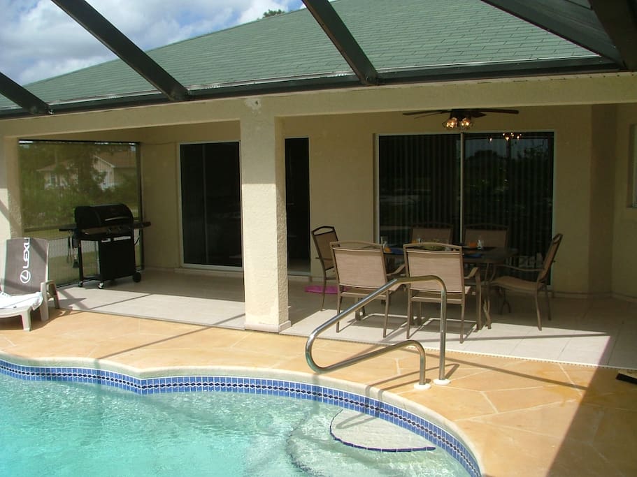 Pool and Lanai