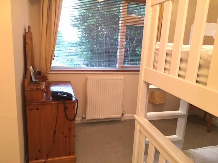 Guest room