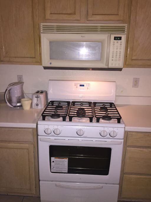 Stove & Microwave