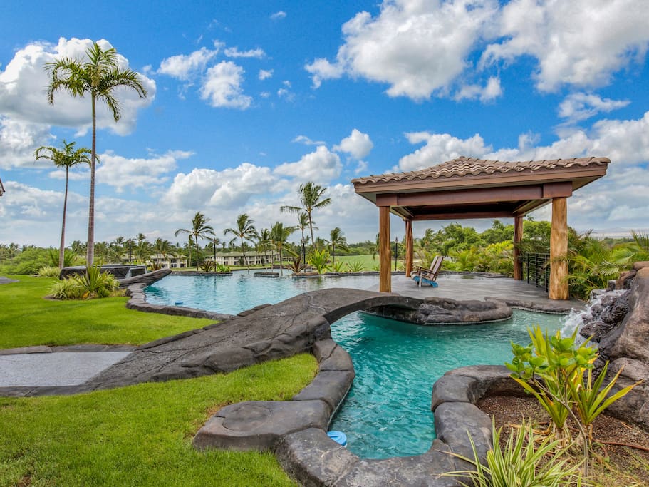 Blue Lagoon Pool - Heated