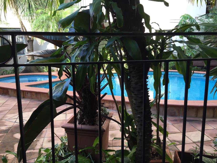 Outdoor pool, spa and sauna on the same level!