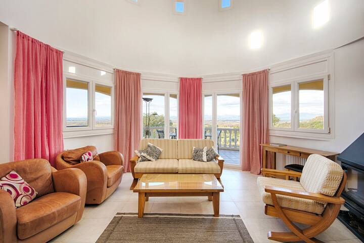 Casa Albera – con piscina y fantásticas vistas gallery image 2