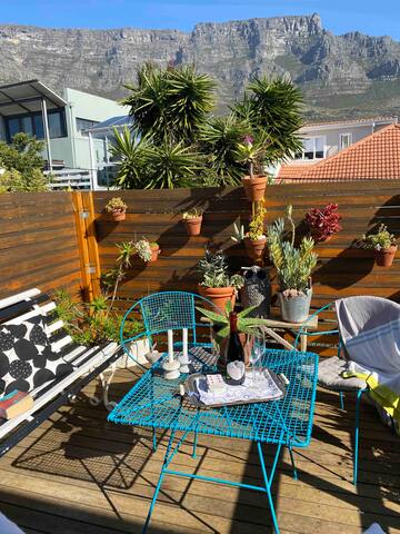 Bohemian family home in central Vredehoek gallery image 2