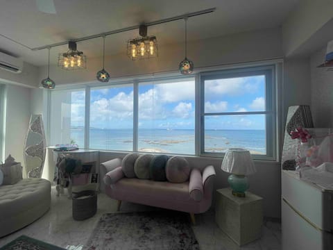 New!Coral House Luminous Shell>