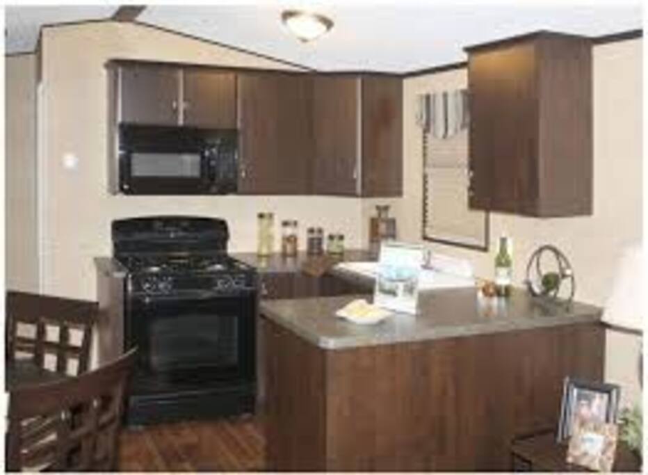 Fully Stocked Kitchen