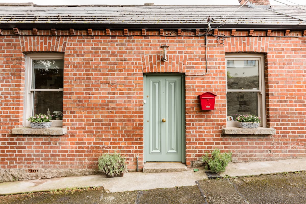 Dundrum Vacation Rentals & Homes Dundrum, Dublin, Ireland Airbnb