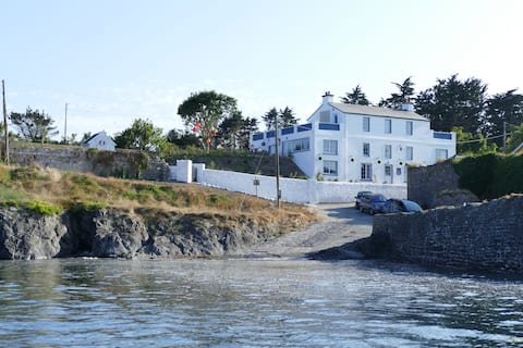 Large waterside property magnificent views