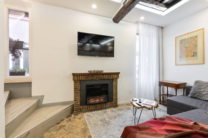 Monti Duplex – 5 min walk to Colesseum