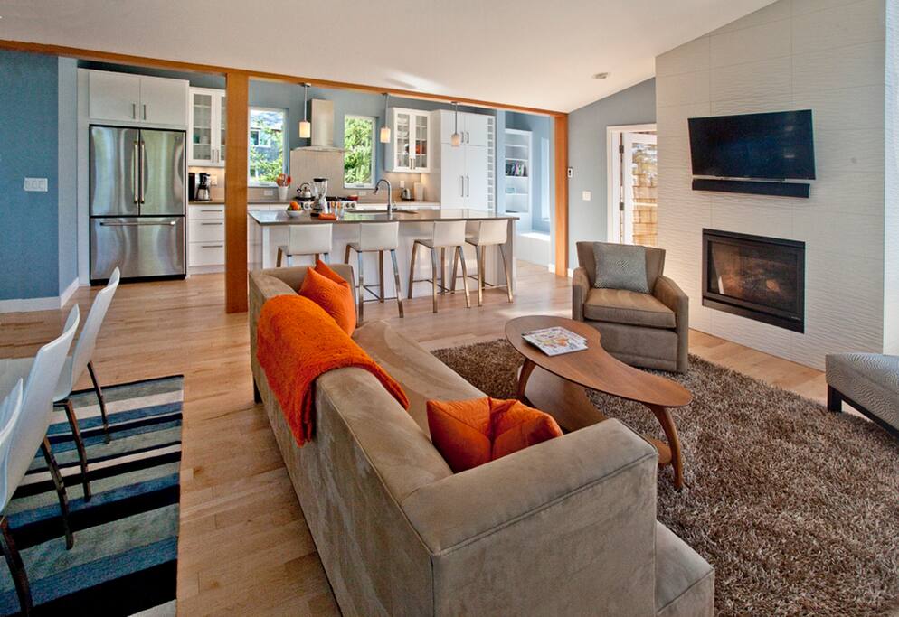 Open concept floor plan - A perfect home to entertain in.