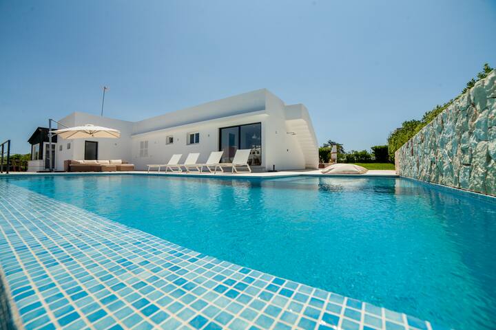 Villa de lujo con acceso privado a la playa. gallery image 2