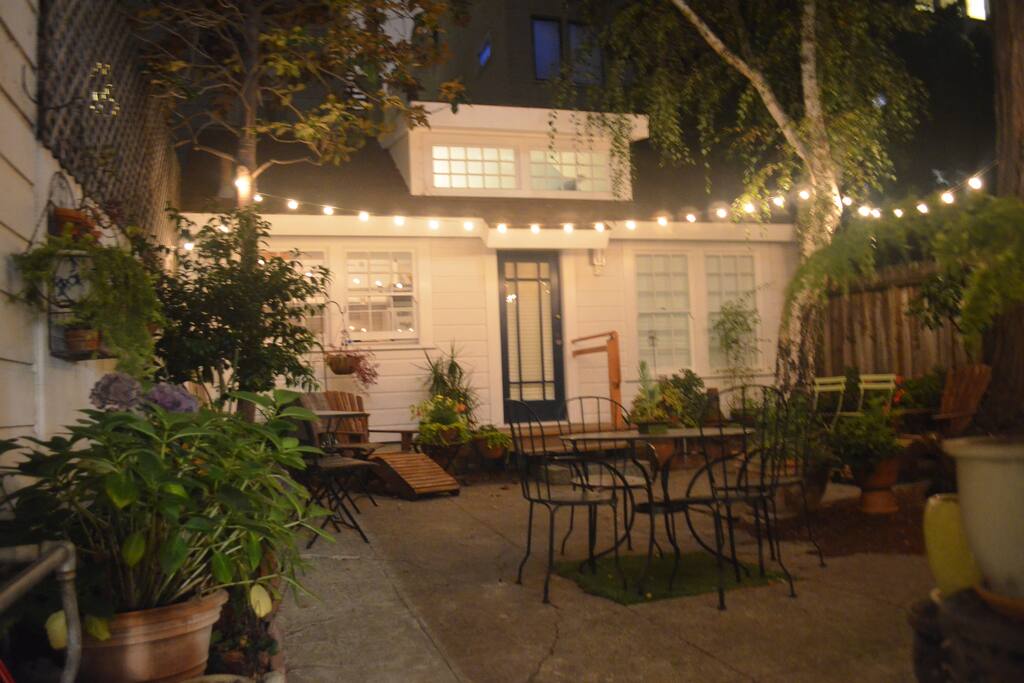 The Poet's Cottage on a San Francisco Summer Evening