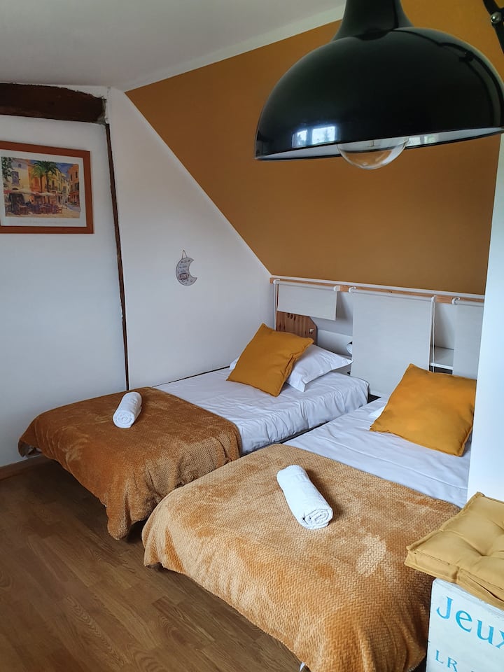 2 çarpayıdan keçən yataq otağı 90x190