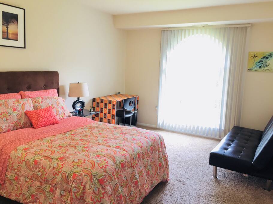 A spacious room waiting for you to occupy it!