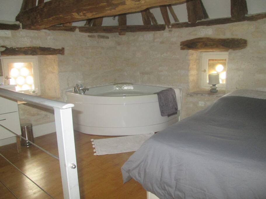 2ème étage chambre et SDB