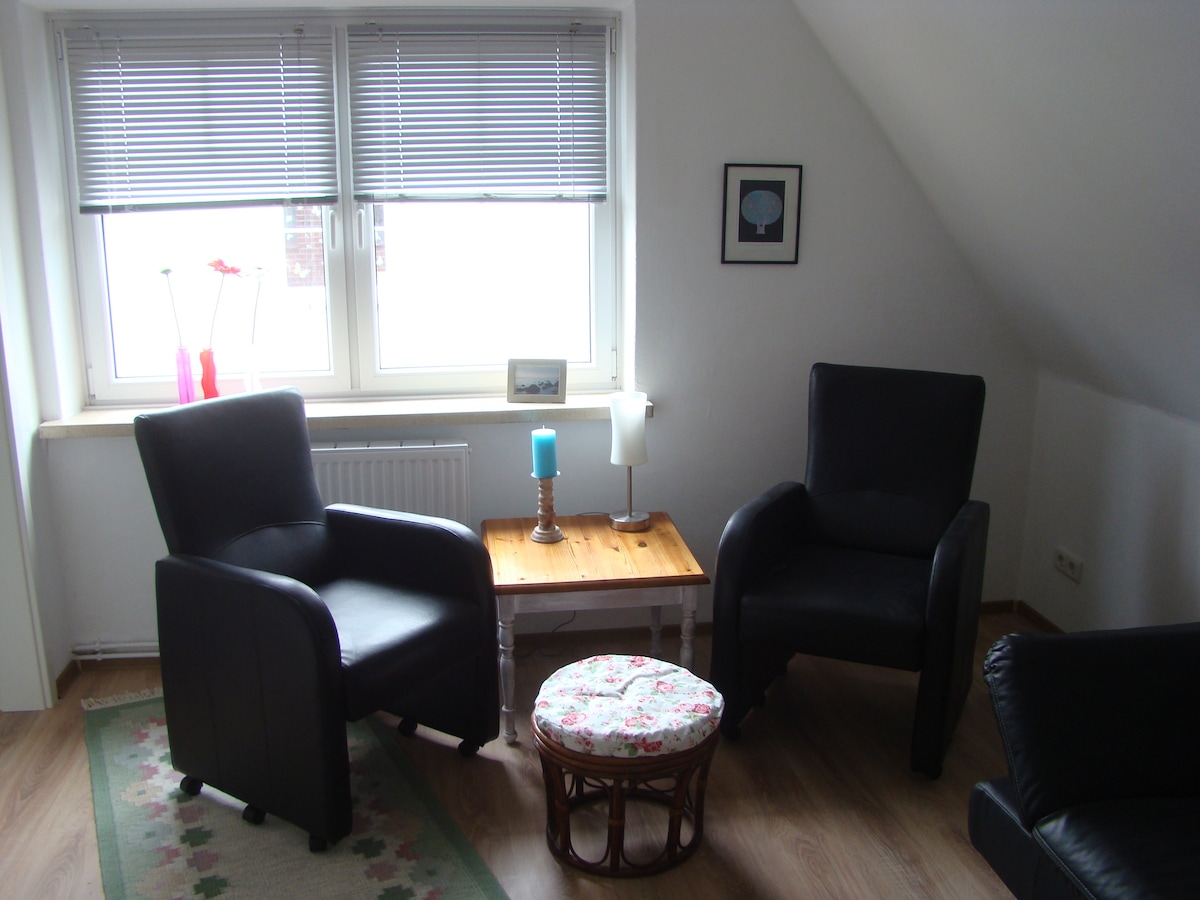 Sebule/Chumba cha Kulala