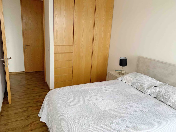 Recamara secundaria con closet / Secondary Bedroom with closet